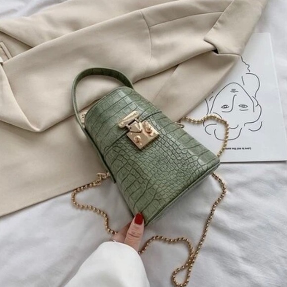 Bougie Croc - Picture 2 of 4